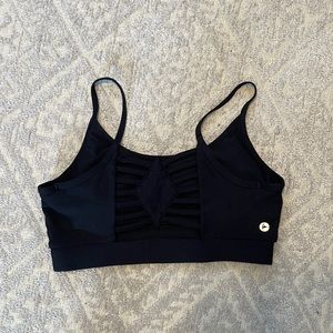 Like New: Black sports bra with cool cut out in back